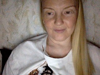 BlondyVio Porn Show