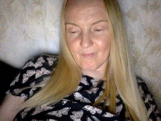 BlondyVio Porn Show