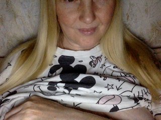 BlondyVio Porn Show