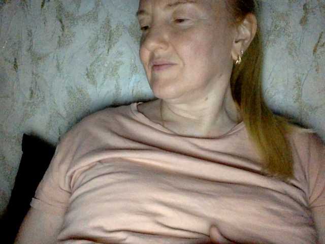 BlondyVio live cam on BongaCams