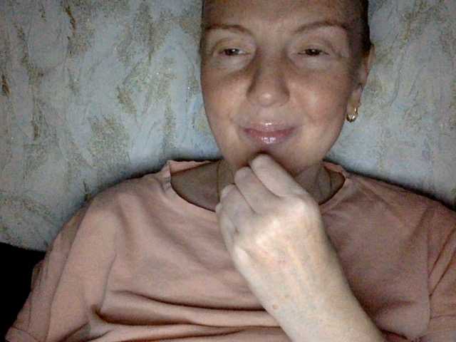 BlondyVio live cam on BongaCams