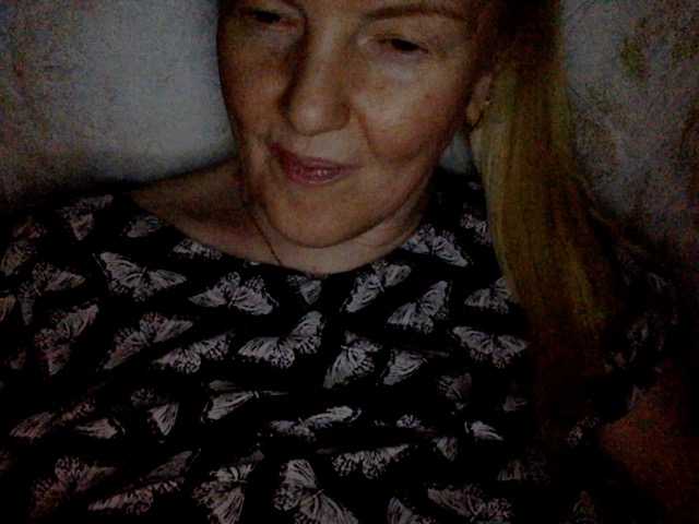 BlondyVio live cam on BongaCams