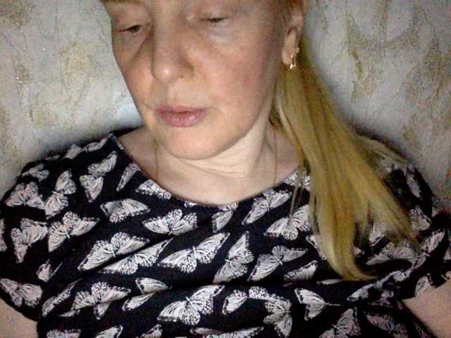 BlondyVio live cam on BongaCams