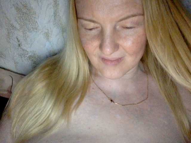 BlondyVio