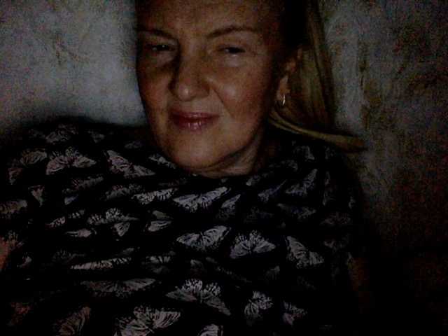 BlondyVio live cam on BongaCams