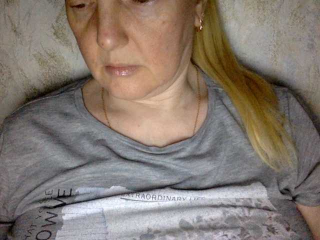 BlondyVio live cam on BongaCams