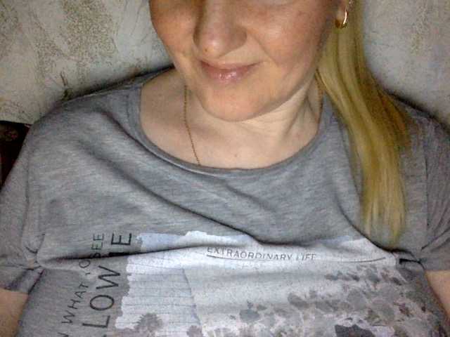 BlondyVio live cam preview