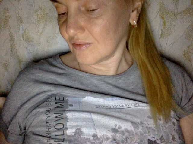 BlondyVio live cam on BongaCams