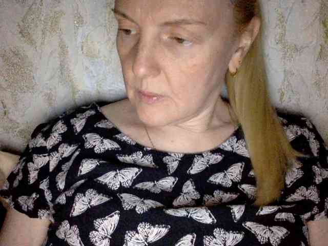 BlondyVio webcam