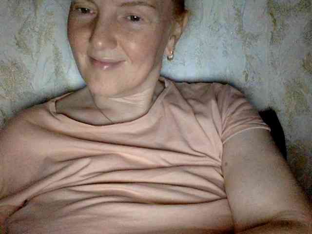 BlondyVio webcam