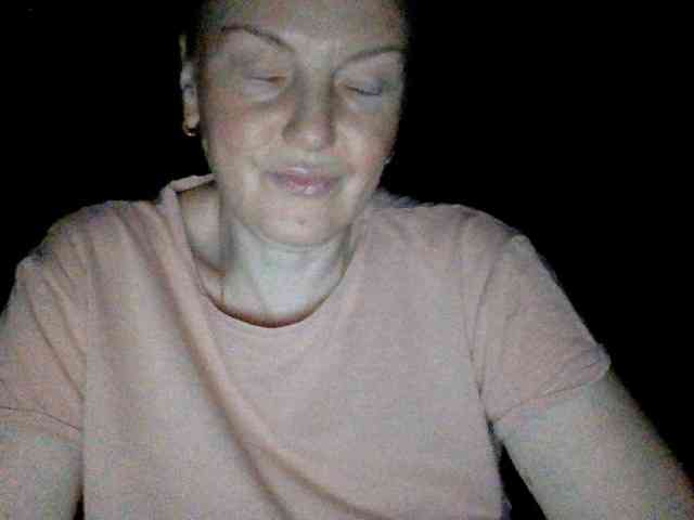 BlondyVio webcam