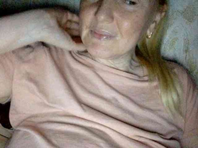 BlondyVio webcam