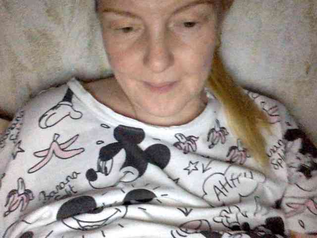 BlondyVio webcam