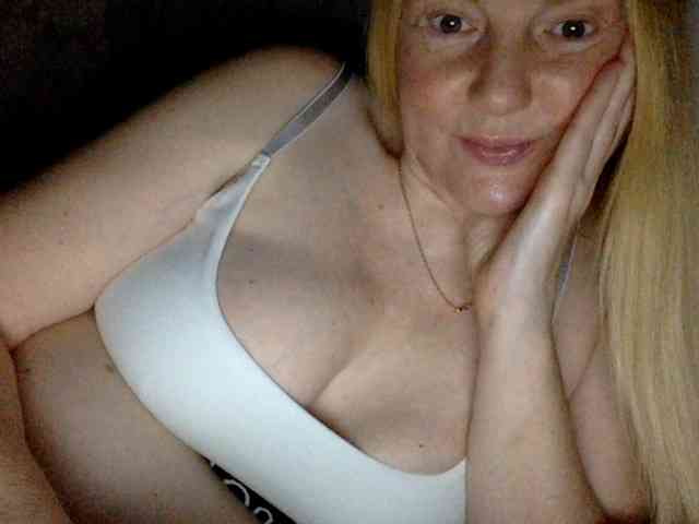 BlondyVio BlondyVio
