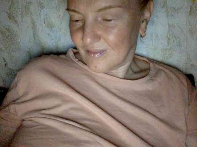 BlondyVio webcam