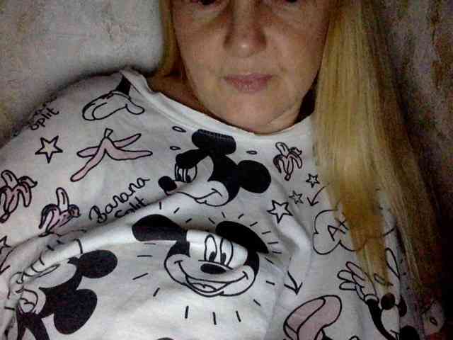 BlondyVio webcam