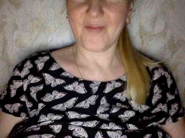 BlondyVio webcam