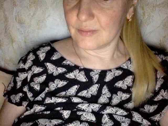 BlondyVio webcam