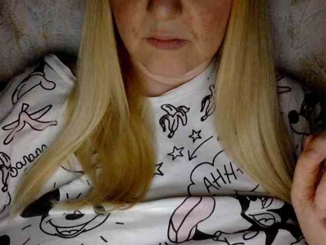 BlondyVio webcam
