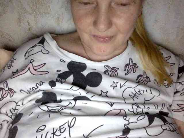 BlondyVio webcam