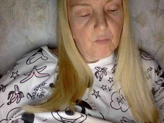 BlondyVio webcam