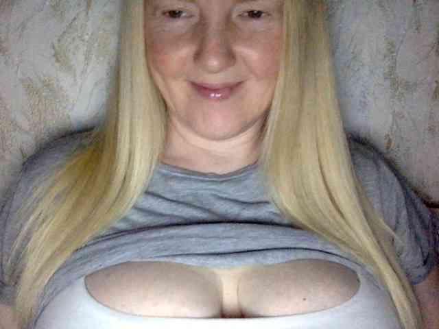 BlondyVio BlondyVio