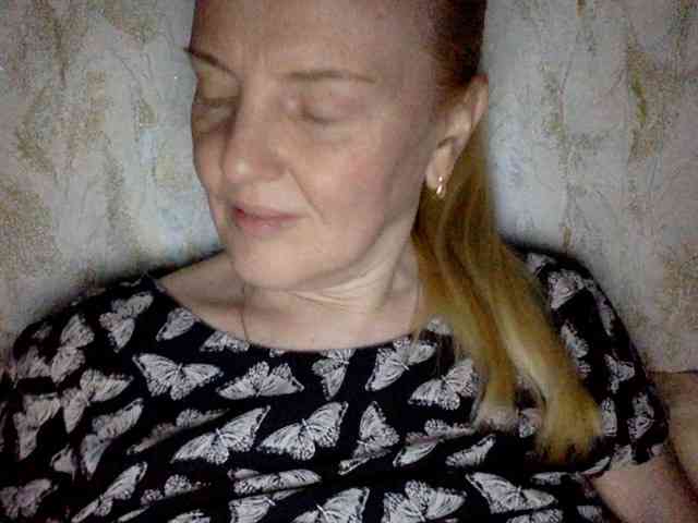 BlondyVio webcam
