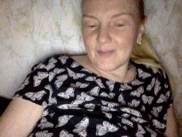 BlondyVio webcam