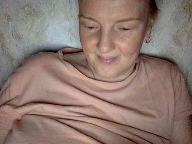 BlondyVio webcam