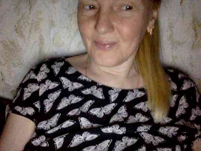 BlondyVio webcam