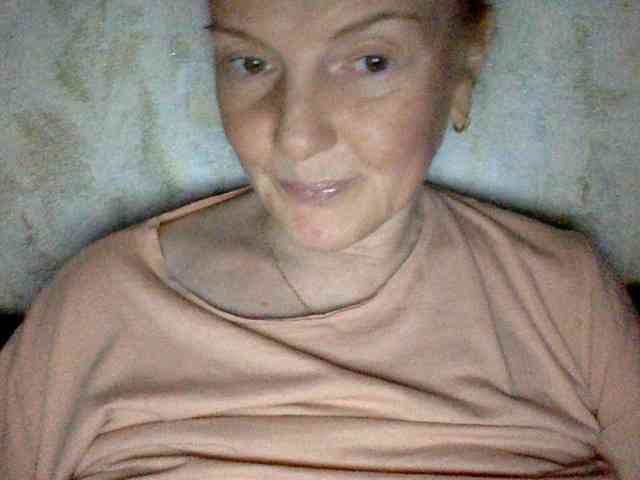 BlondyVio webcam