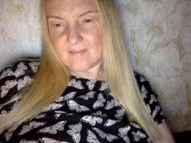 BlondyVio webcam