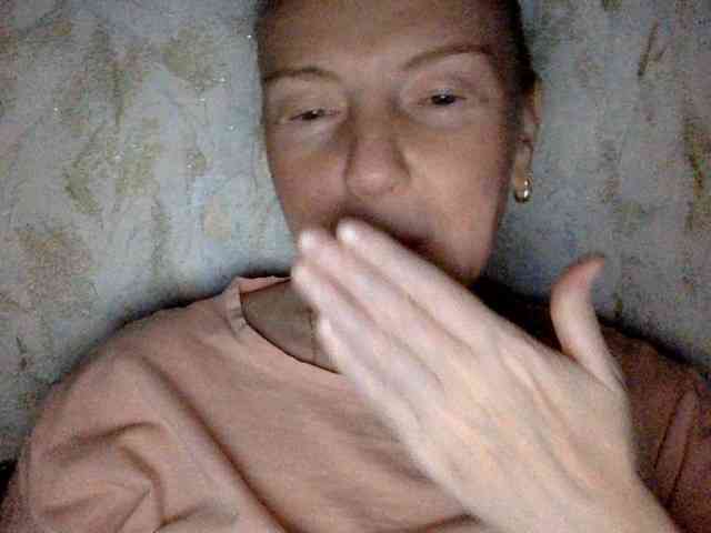 BlondyVio webcam