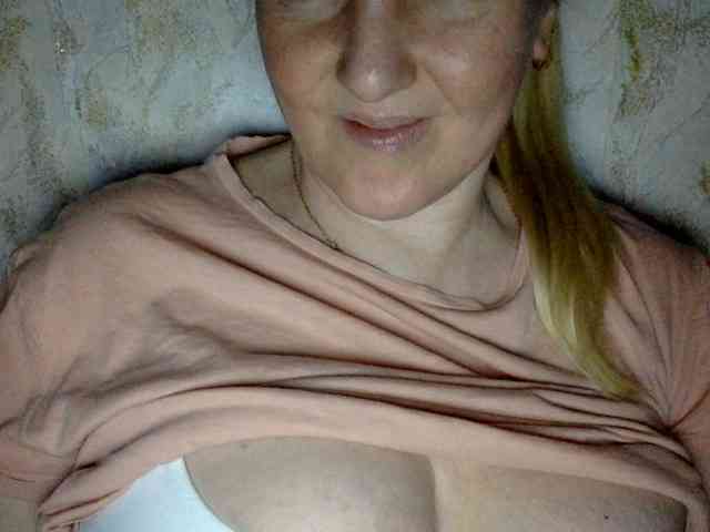 adult sex chatroom BlondyVio
