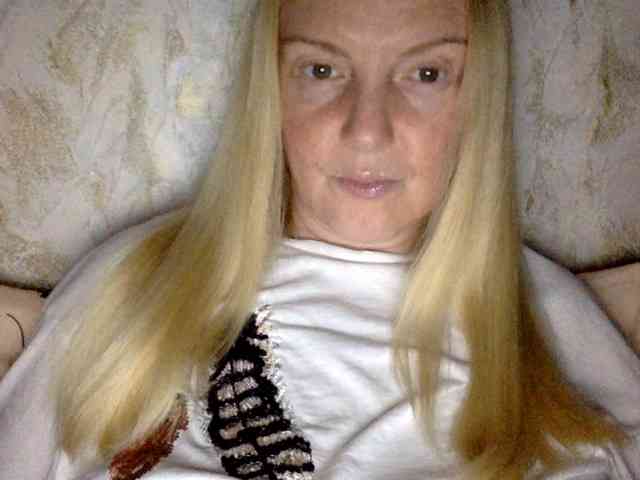 BlondyVio webcam