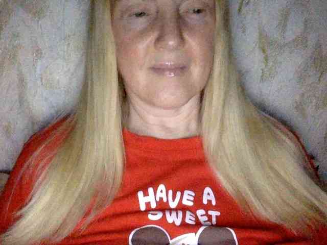 BlondyVio webcam