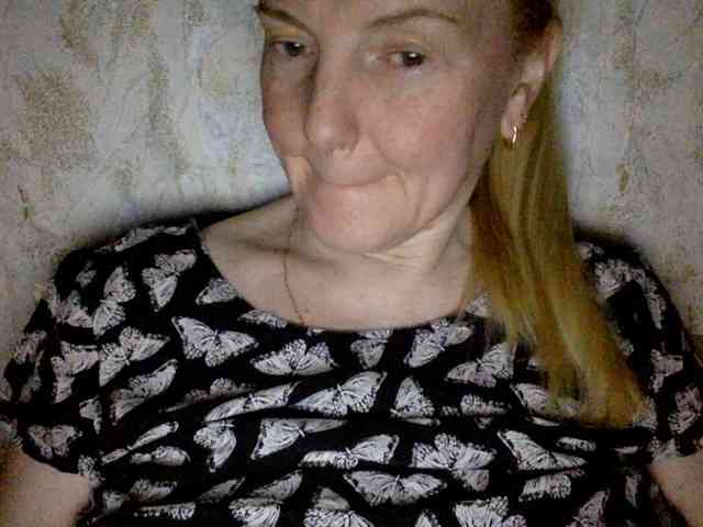 BlondyVio webcam