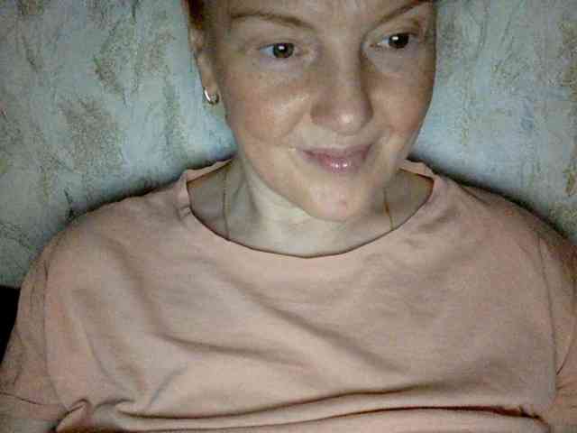 BlondyVio webcam