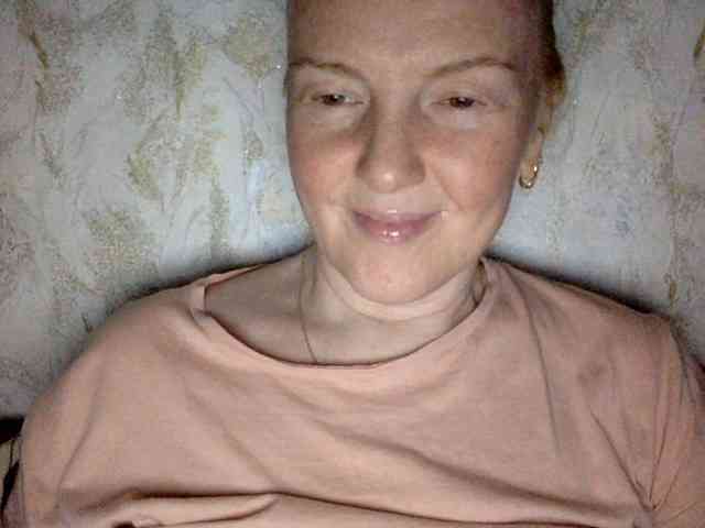 BlondyVio webcam