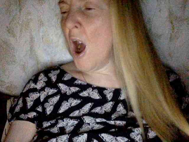 BlondyVio webcam
