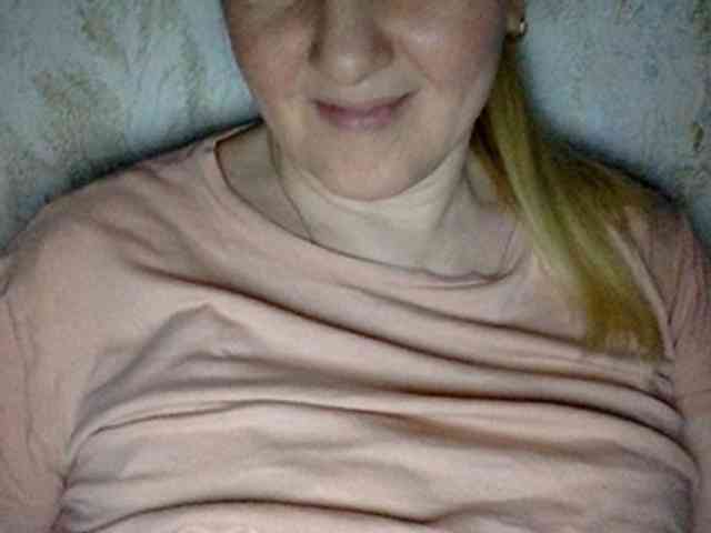 BlondyVio webcam