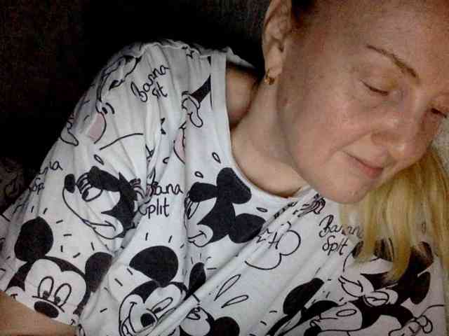 BlondyVio webcam