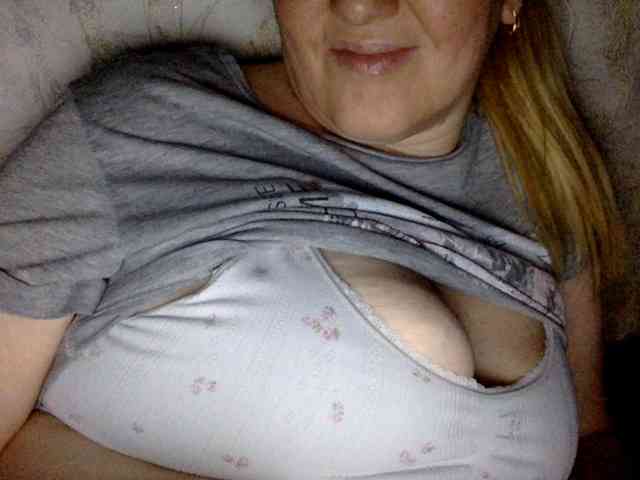 BlondyVio webcam