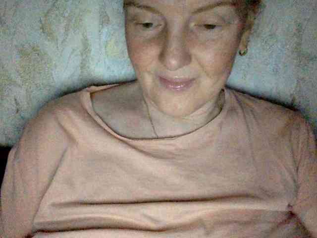 BlondyVio webcam