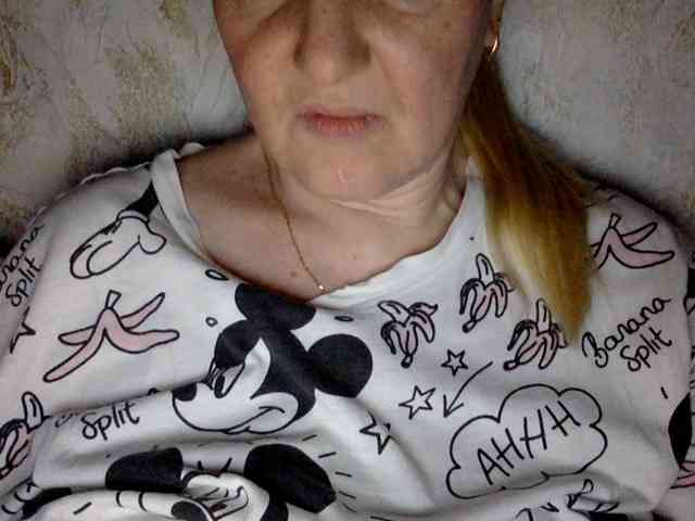 BlondyVio webcam