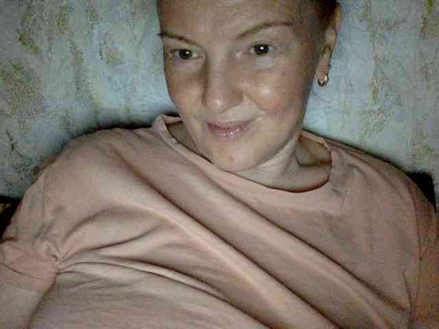 BlondyVio webcam