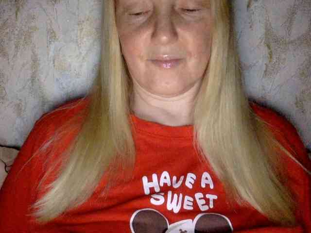 BlondyVio webcam
