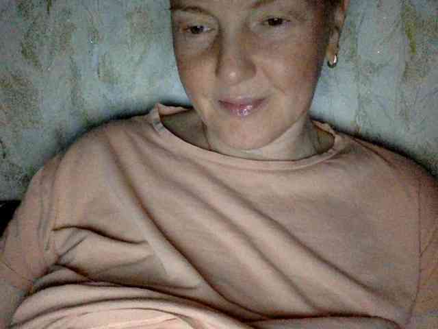 BlondyVio webcam