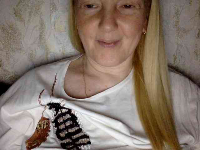 BlondyVio webcam