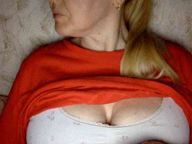BlondyVio webcam